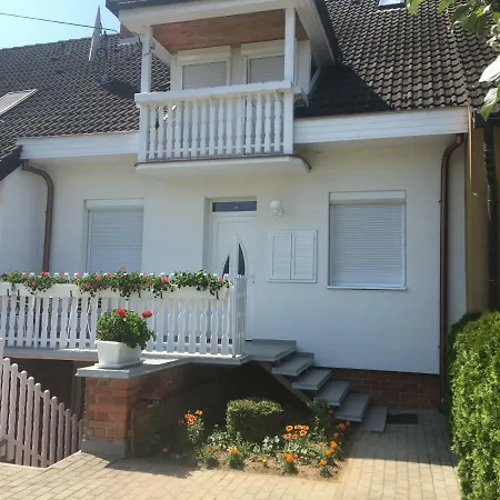 Beta Apartman Buk Exterior photo